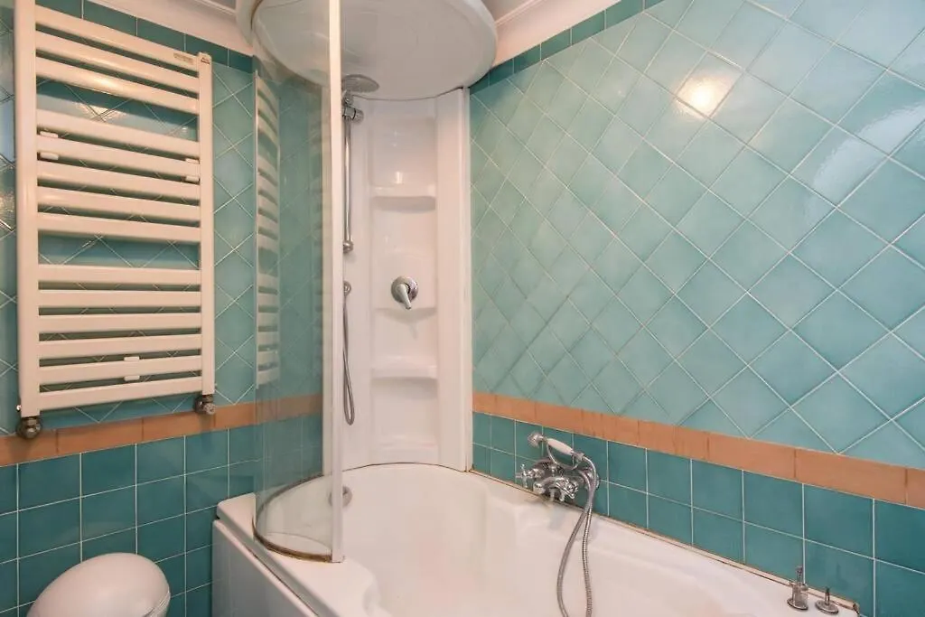 Trastevere Large Comfortable Apartment Rome